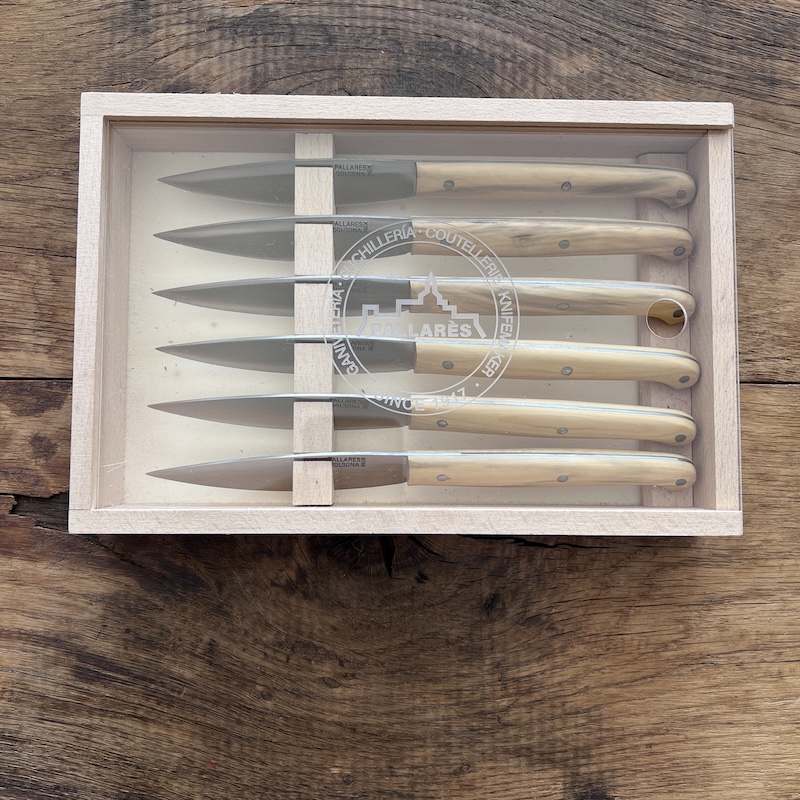 COFFRET COUTEAUX DE TABLE PALLARES FIN BUIS 1