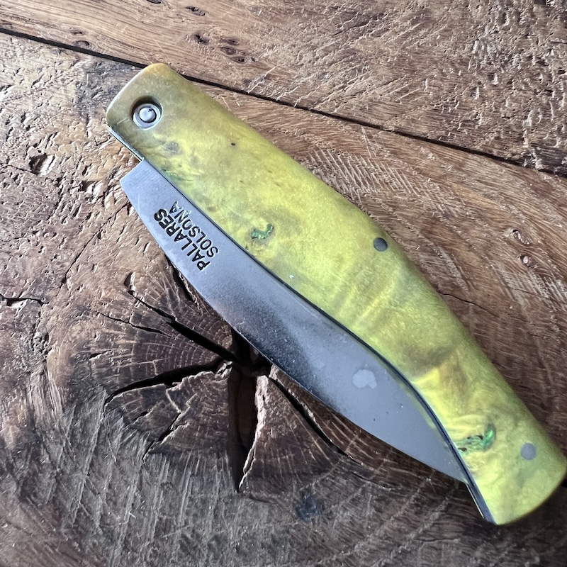 COUTEAU PALLARES PLIANT BUSA BOIS STABILISE JAUNE CARBONE 00001