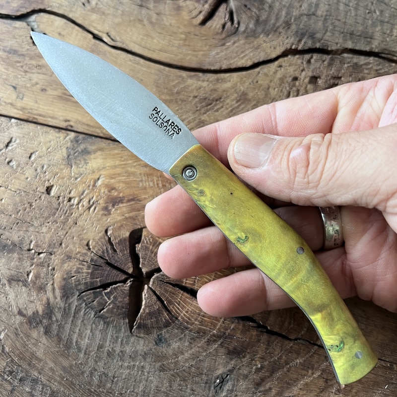 couteau pallares pliant busa bois stabilise jaune carbone 00003 COUTEAU PALLARES PLIANT BUSA BOIS STABILISE JAUNE CARBONE 00003